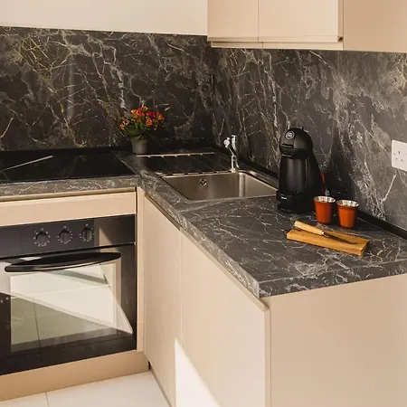 Unique 1bdr Suite! 50 Meters From Sea! *