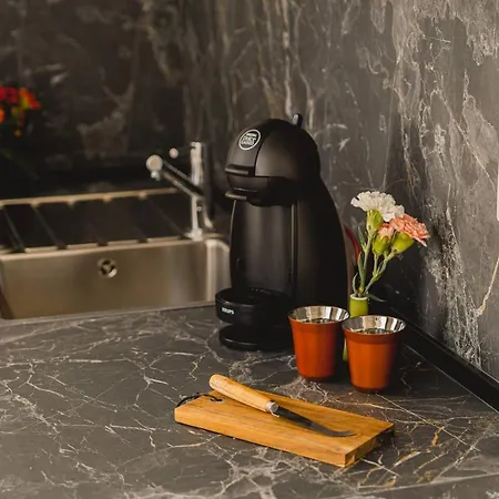 Appartement Unique 1bdr Suite! 50 Meters From Sea! Gzira