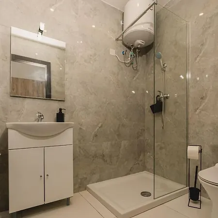 Unique 1bdr Suite! 50 Meters From Sea! Appartement